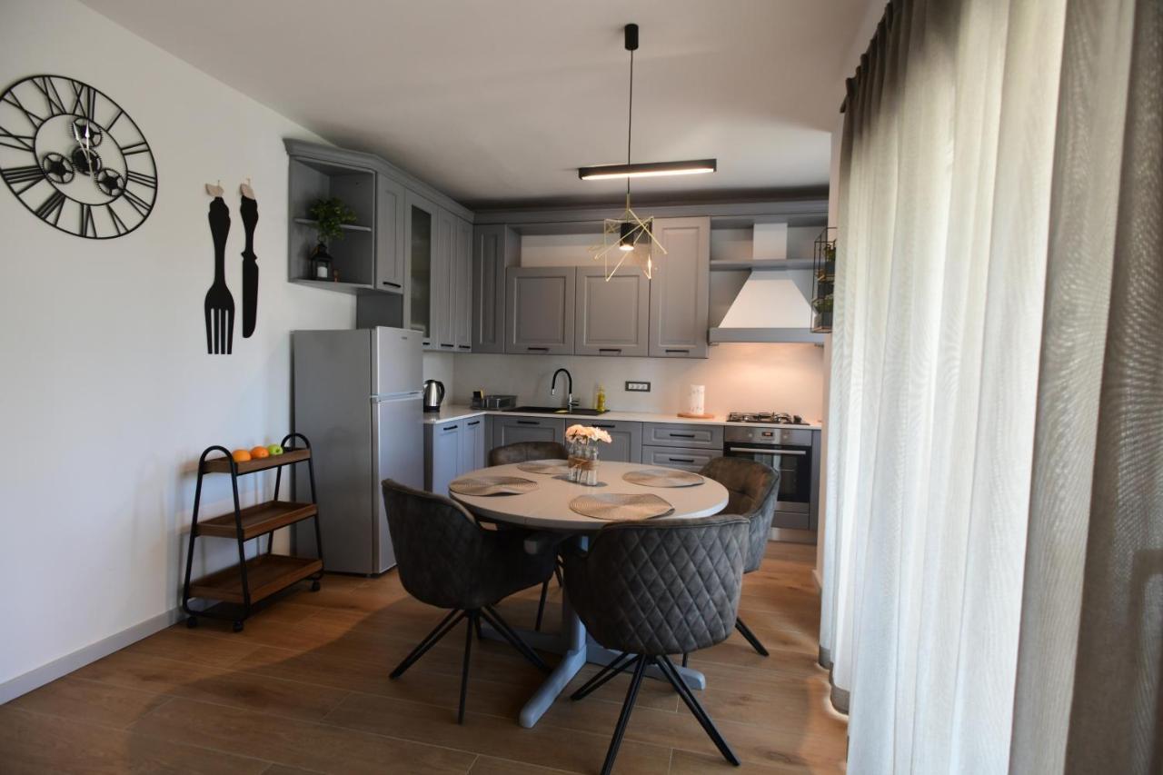 Luxury Apartment Vabriga Tar-Vabriga Exterior photo